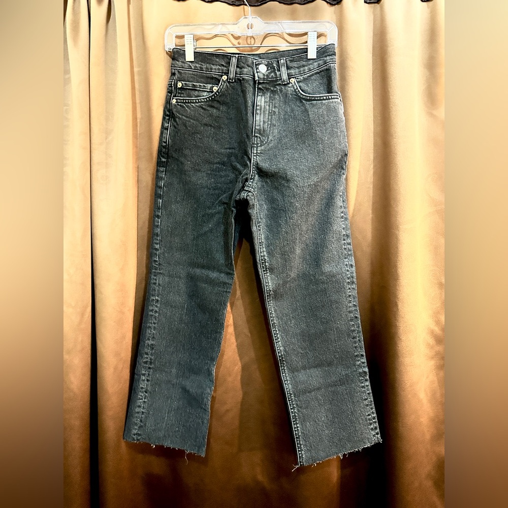 ASOS Design Petite High Rise Crop Kick Black Wash 26/28 - Picture 5 of 9